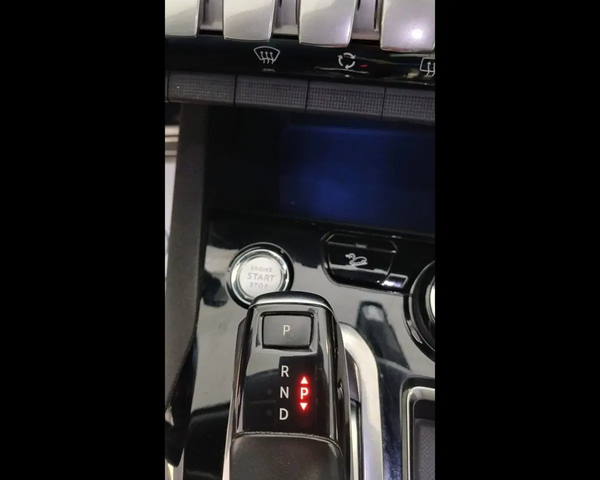 Peugeot 5008 usata a Alessandria (9)