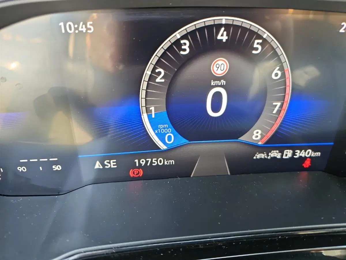 Volkswagen Taigo usata a Lecco (14)