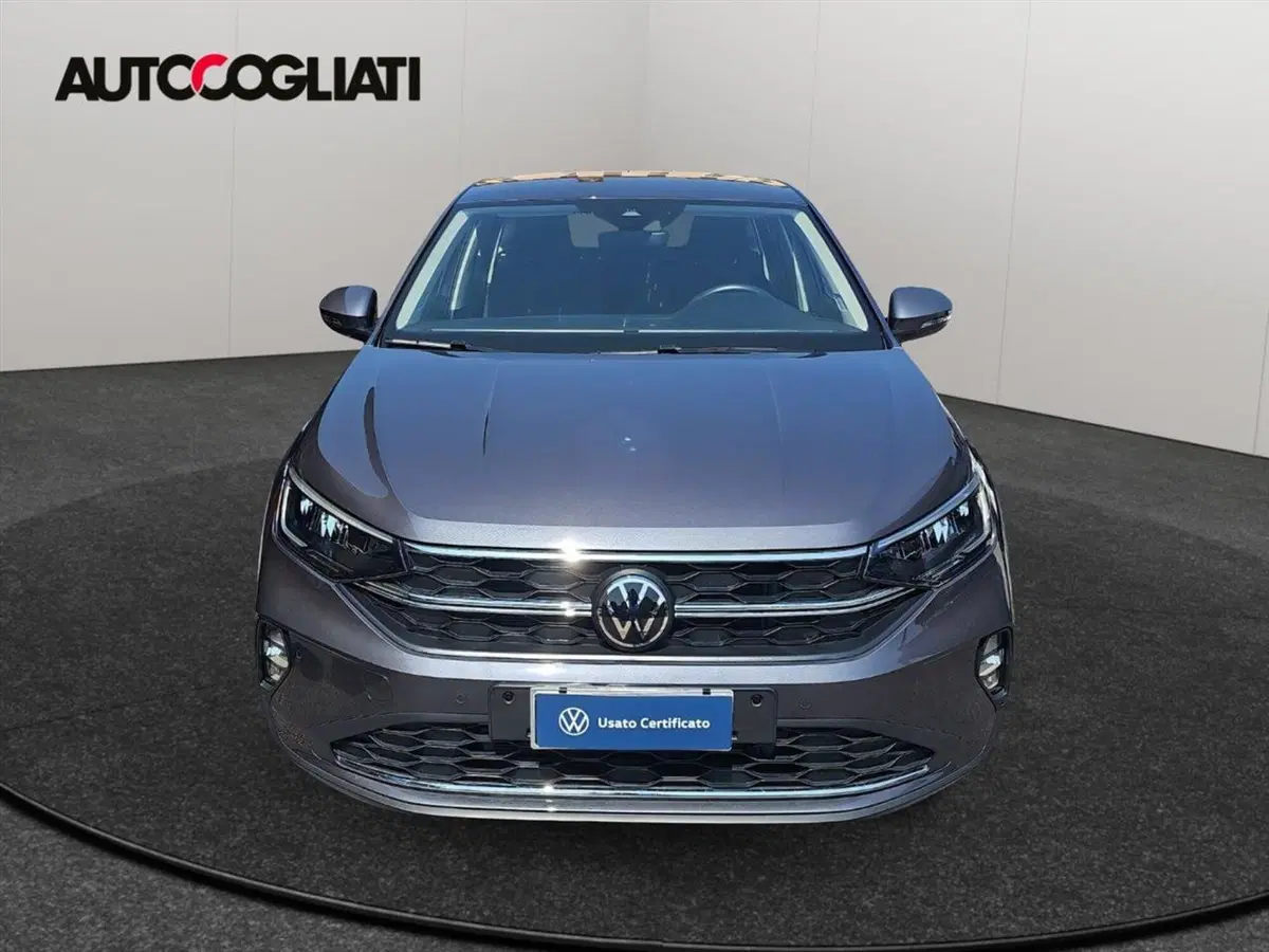 Volkswagen Taigo usata a Lecco (2)