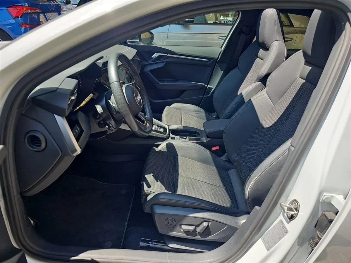 Audi S3 Sedan usata a Lecco (11)
