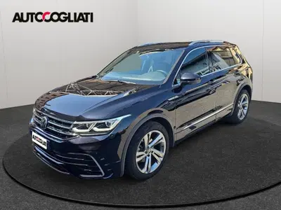 Volkswagen Tiguan 1.5 TSI 150 CV DSG ACT R-Line del 2021 usata a Merate