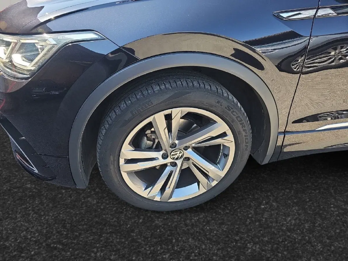 Volkswagen Tiguan usata a Lecco (9)