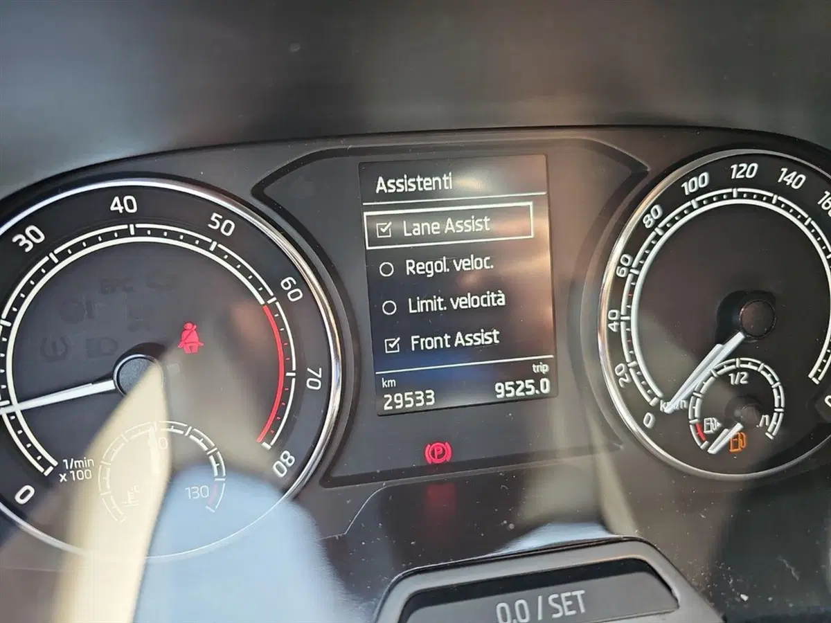 Skoda Fabia usata a Lecco (16)