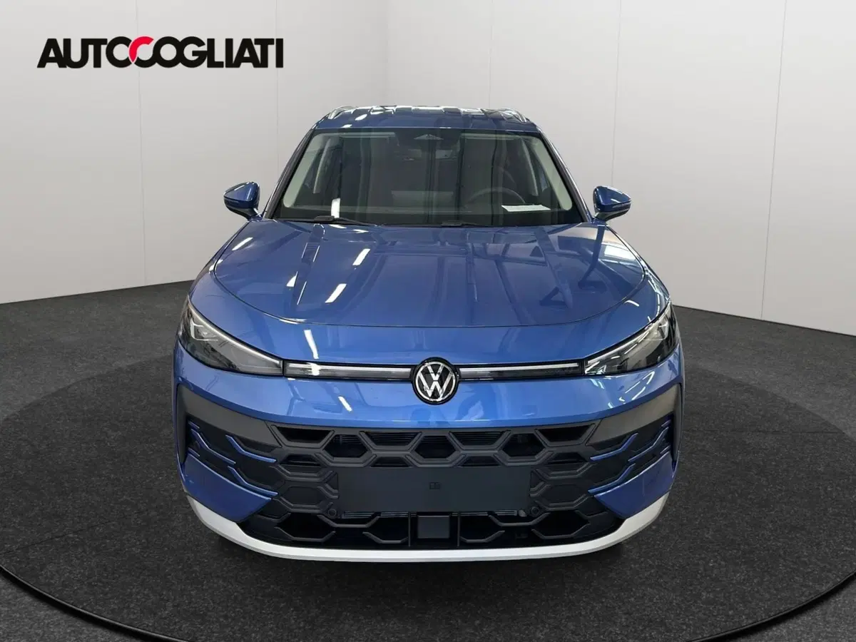 Volkswagen T-Roc nuova a Lecco (2)
