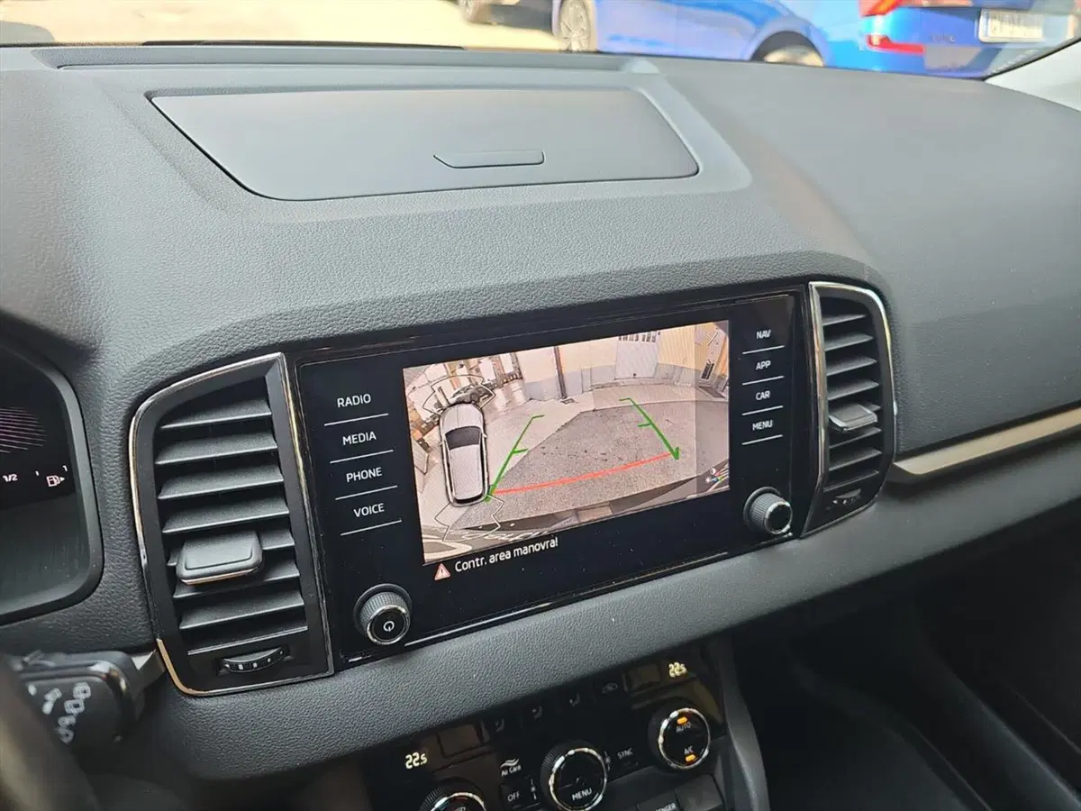 Skoda Karoq usata a Lecco (15)