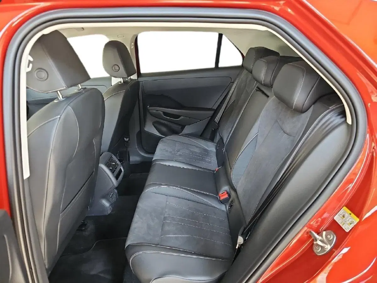 Volkswagen T-Roc usata a Lecco (12)