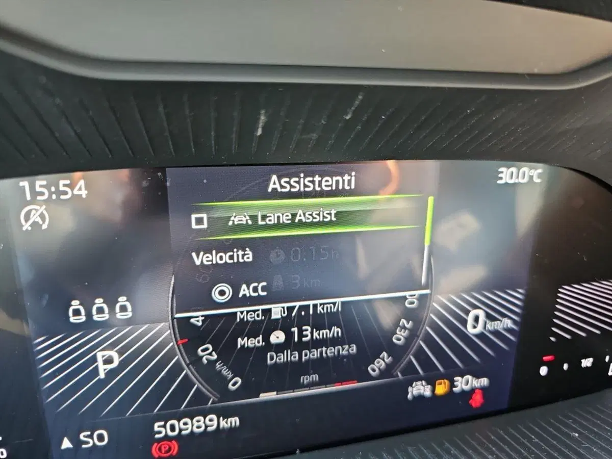 Skoda Karoq usata a Lecco (17)