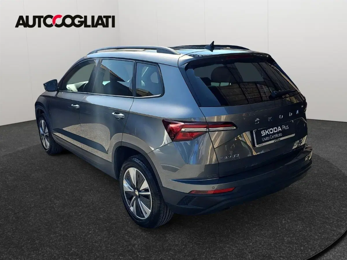 Skoda Karoq usata a Lecco (7)
