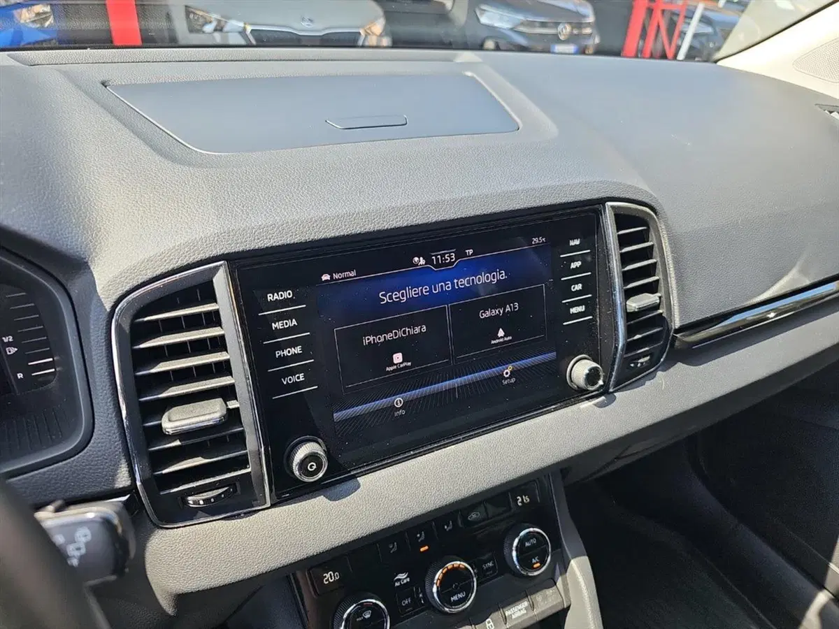 Skoda Karoq usata a Lecco (17)