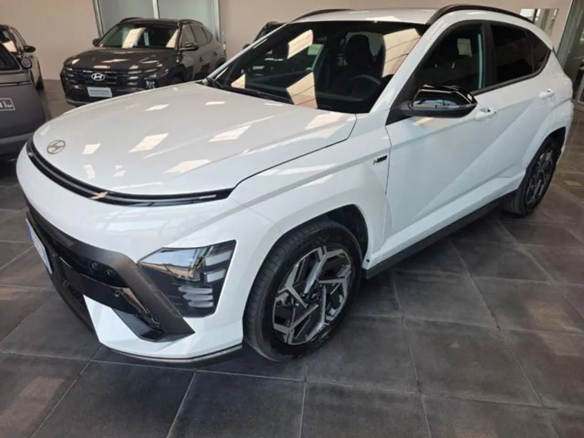 Hyundai Kona usata a Pesaro-Urbino