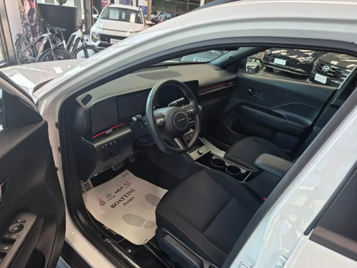 Hyundai Kona usata a Pesaro-Urbino (4)