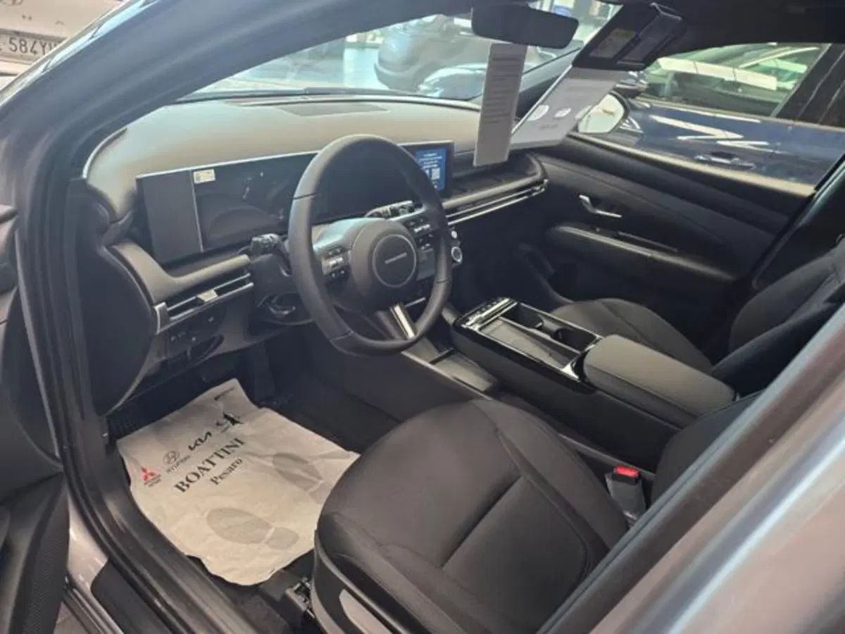 Hyundai Tucson nuova a Pesaro-Urbino (4)