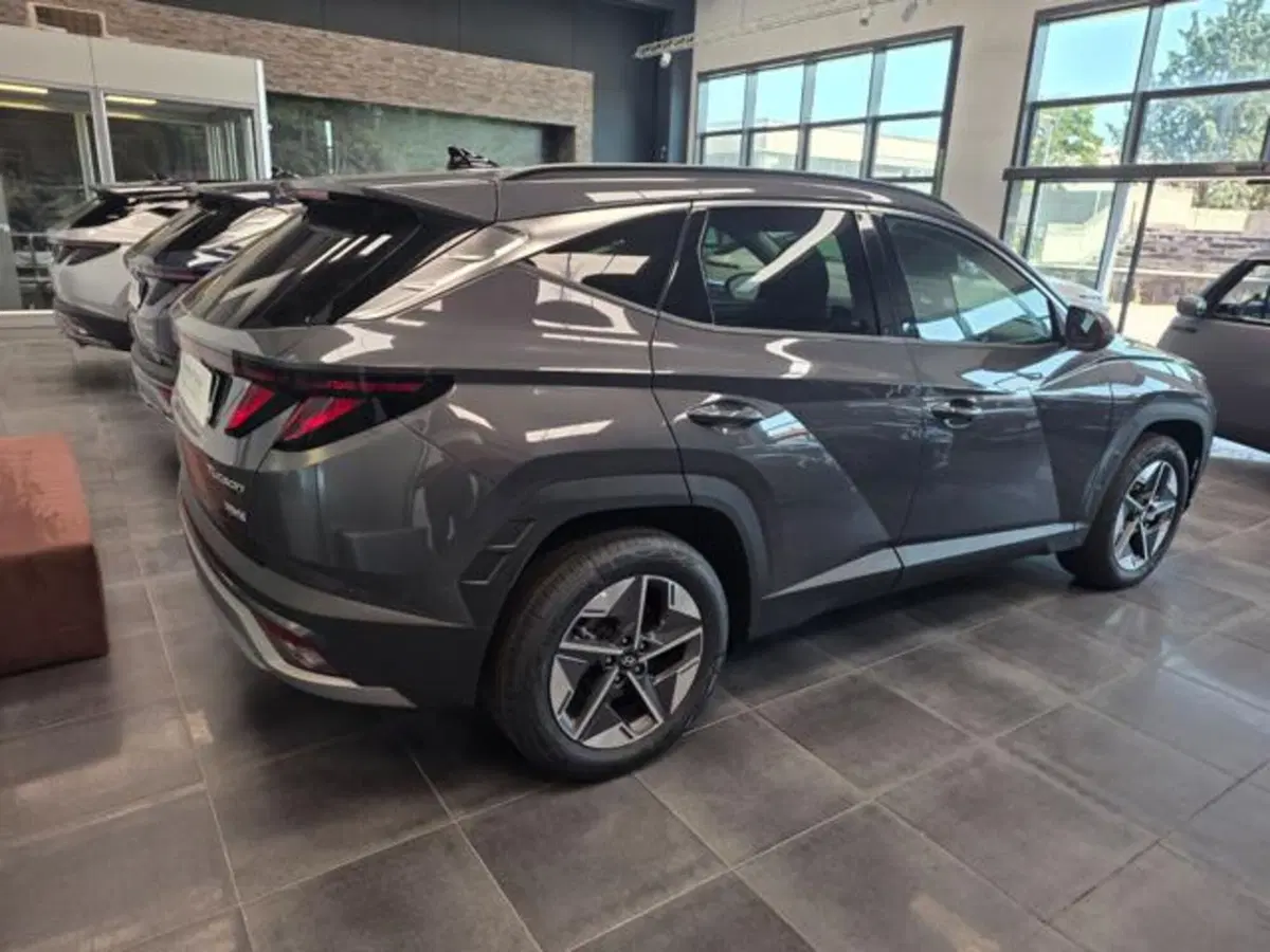 Hyundai Tucson nuova a Pesaro-Urbino (2)