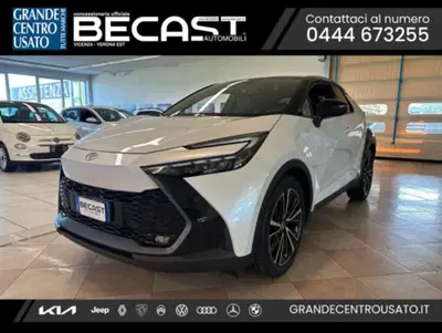 Toyota Toyota C-HR 2.0 hv Lounge Premiere fwd e-cvt del 2024 usata a Brendola