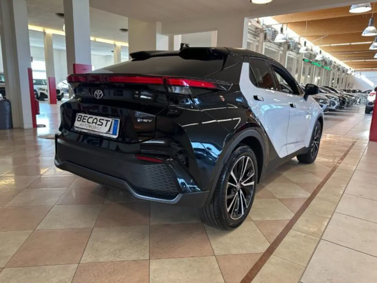 Toyota Toyota C-HR usata a Vicenza (3)