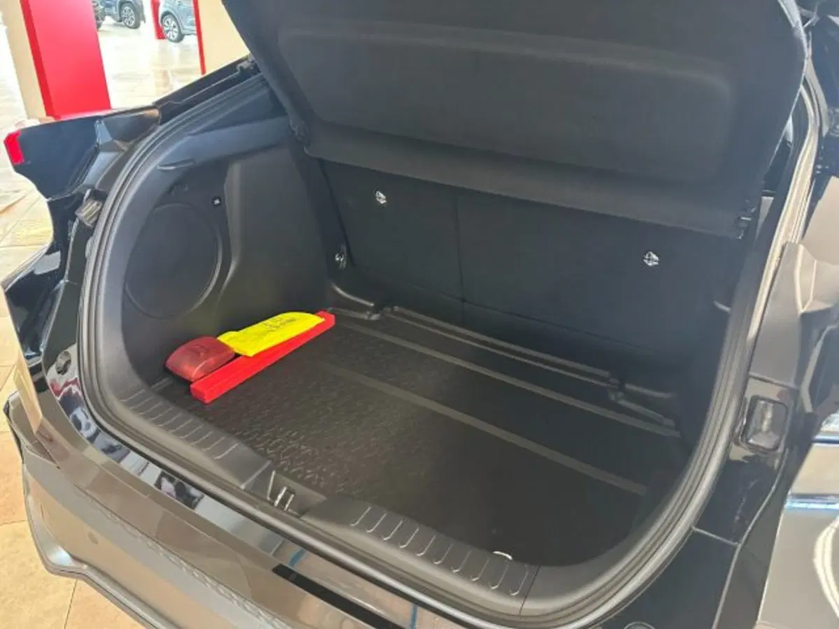 Toyota Toyota C-HR usata a Vicenza (5)
