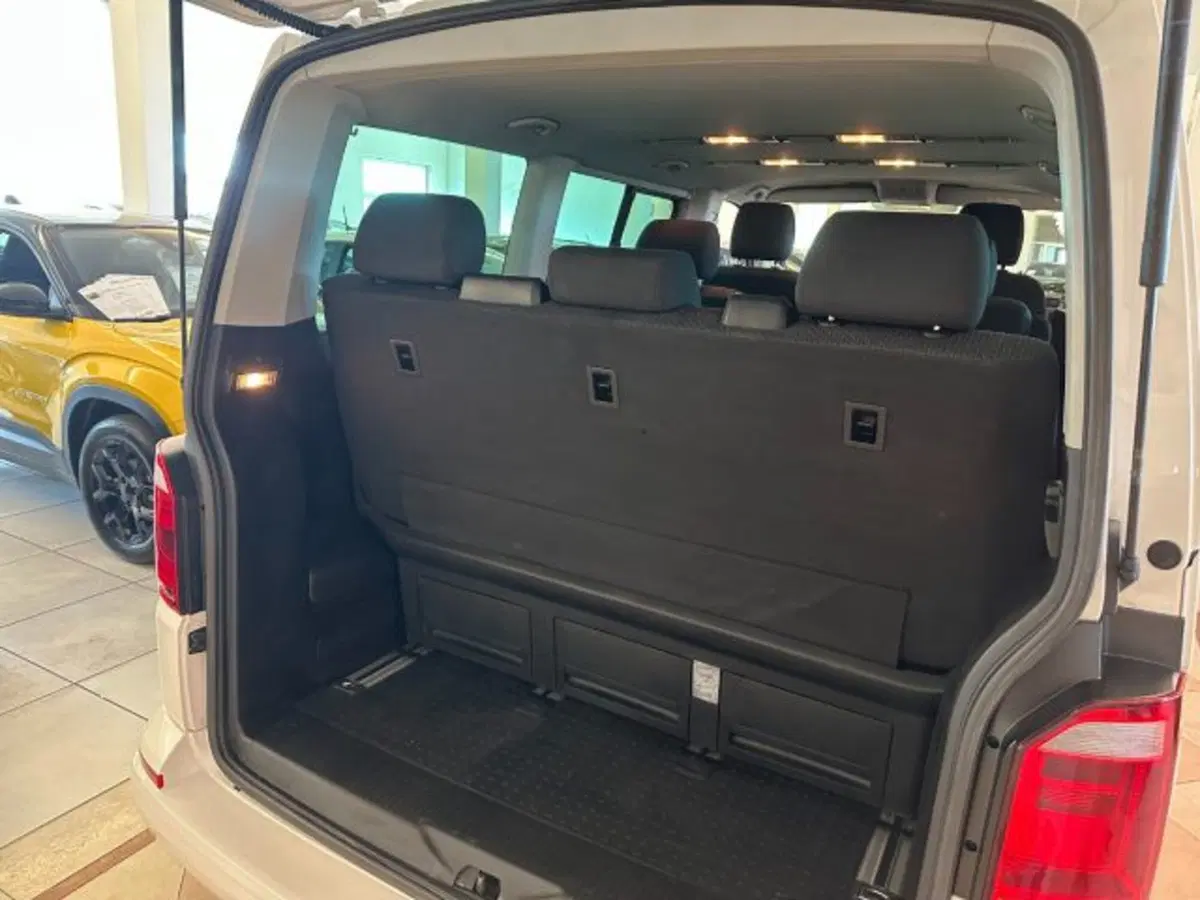 Volkswagen Multivan usata a Vicenza (5)
