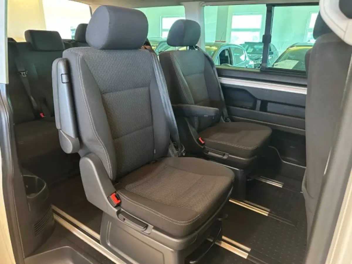 Volkswagen Multivan usata a Vicenza (6)
