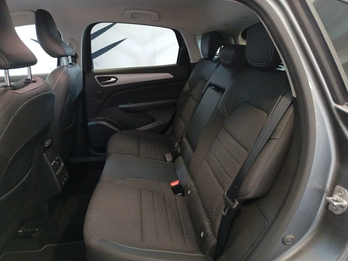 Renault Arkana usata a Varese (9)