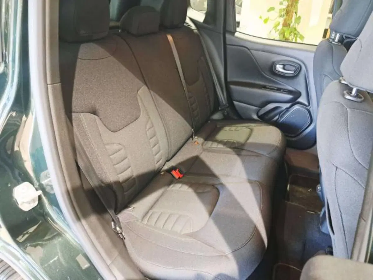 Jeep Renegade usata a Savona (11)