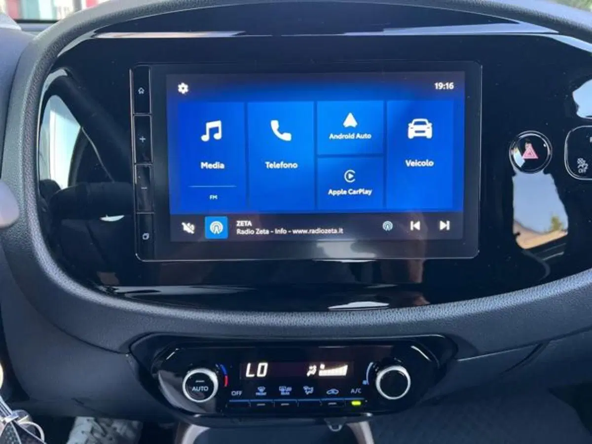 Toyota Aygo X usata a Sassari (10)