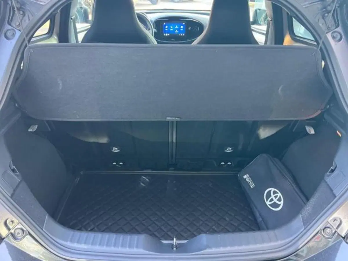 Toyota Aygo X usata a Sassari (6)