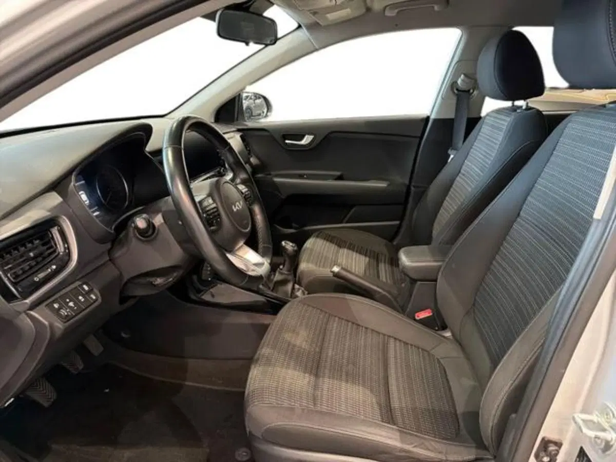 Kia Stonic usata a Sassari (6)