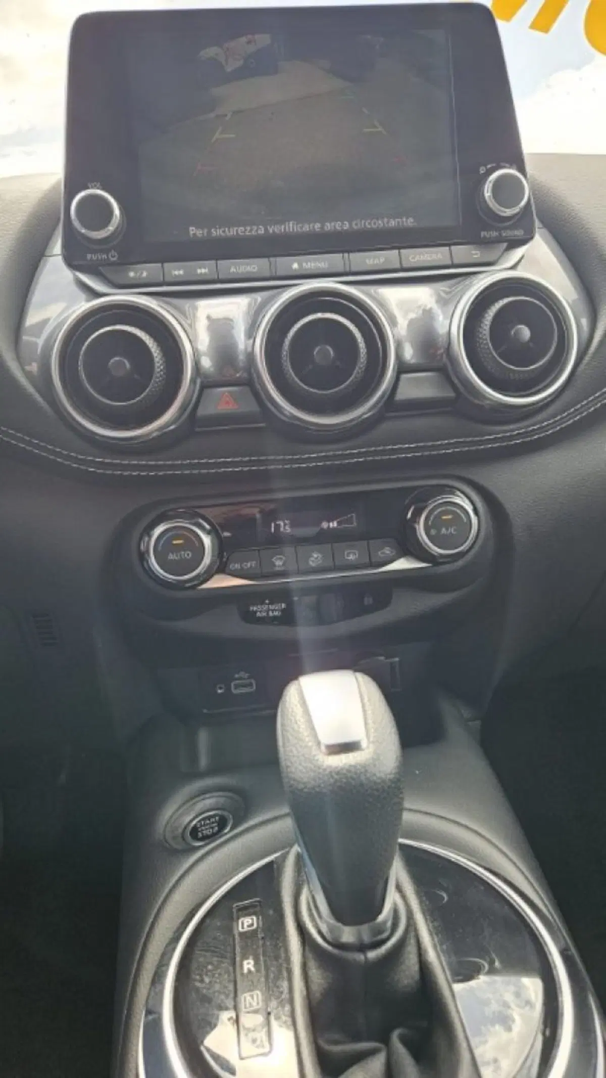 Nissan Juke usata a Lucca (12)