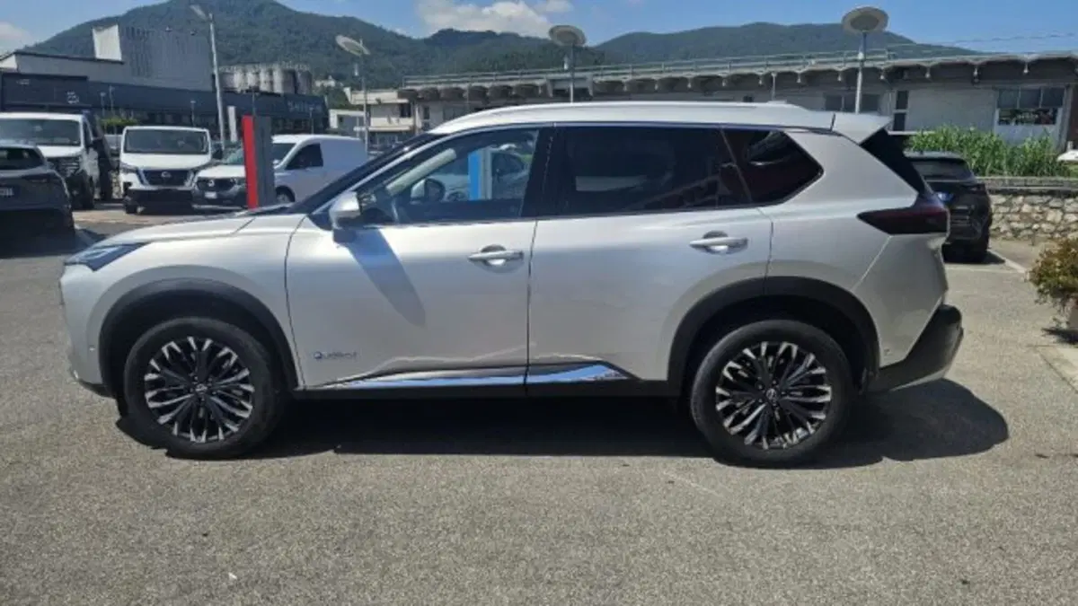 Nissan X-Trail usata a Lucca (7)