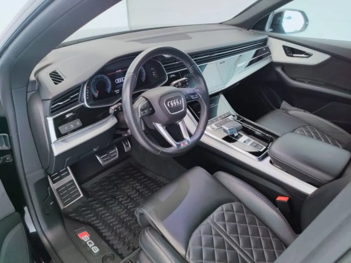 Audi Q8 usata a Teramo (11)