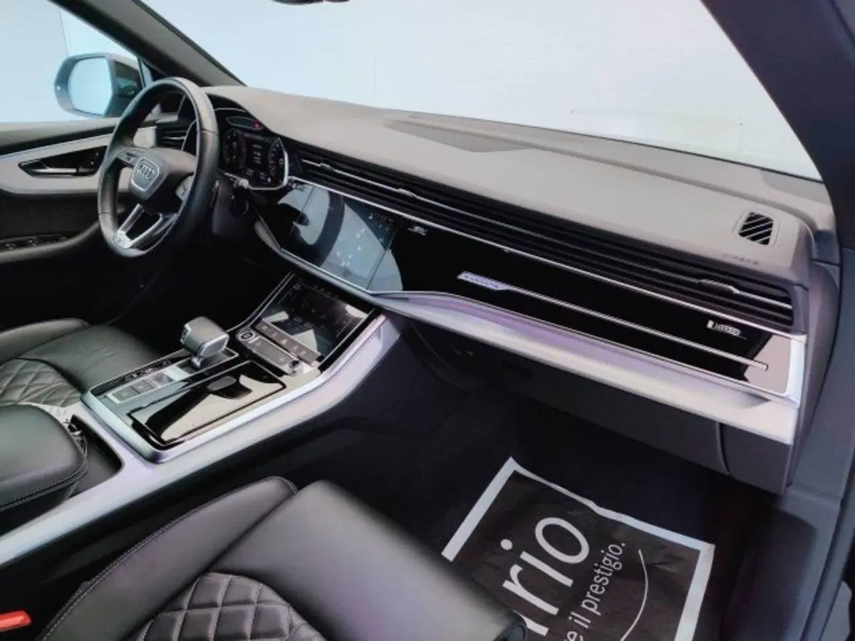 Audi Q8 usata a Teramo (13)