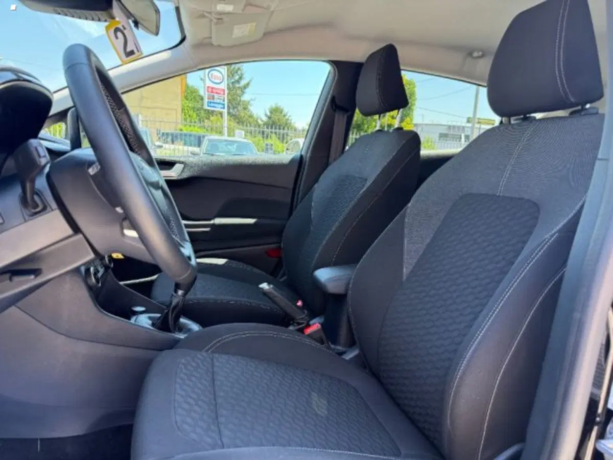 Ford Fiesta usata a Lucca (8)