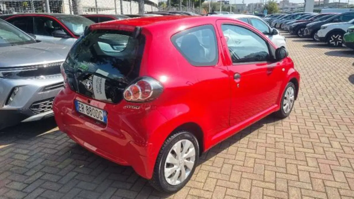 Toyota Aygo usata a Savona (6)