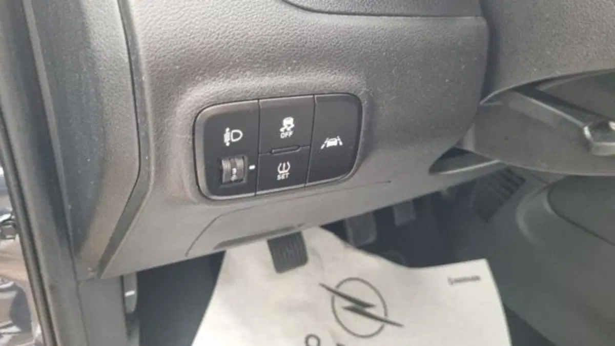 Hyundai i10 usata a Savona (10)