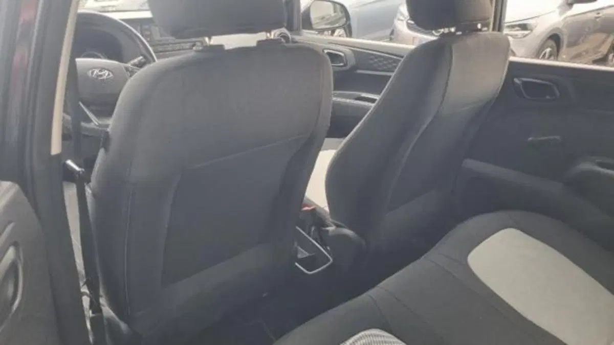 Hyundai i10 usata a Savona (14)