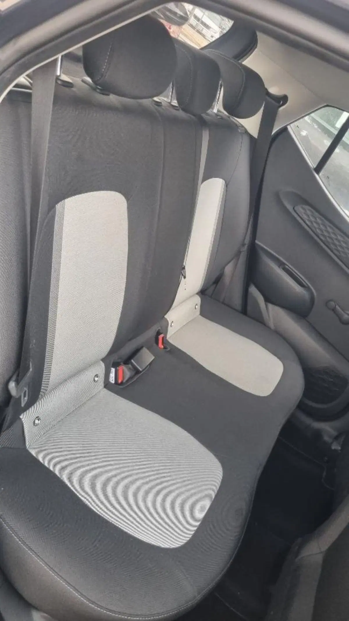 Hyundai i10 usata a Savona (17)