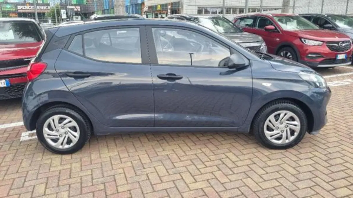 Hyundai i10 usata a Savona (4)