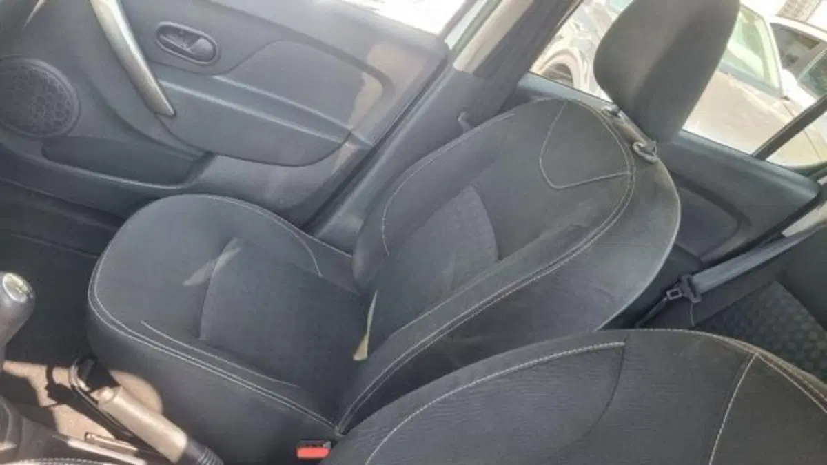 Dacia Sandero usata a Savona (12)