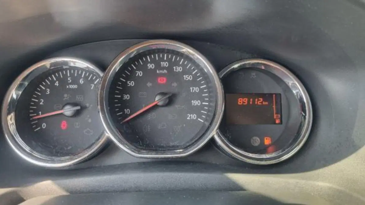 Dacia Sandero usata a Savona (5)