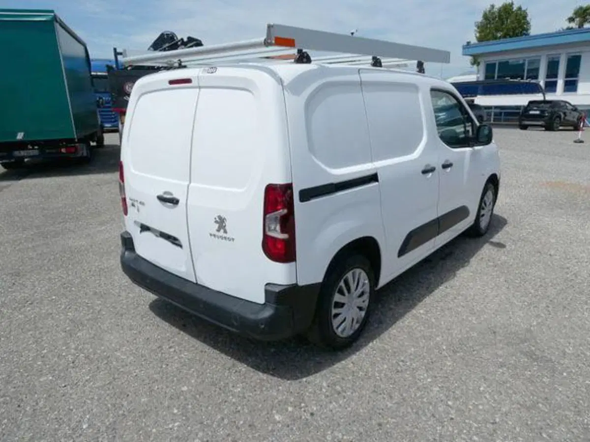 Peugeot Partner Furgone usata a Brescia (7)