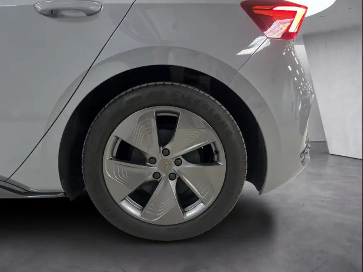 Cupra Born usata a Vicenza (18)