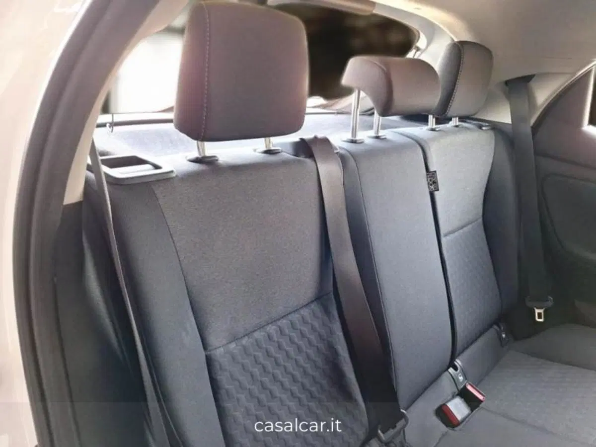 Toyota Yaris usata a Salerno (12)