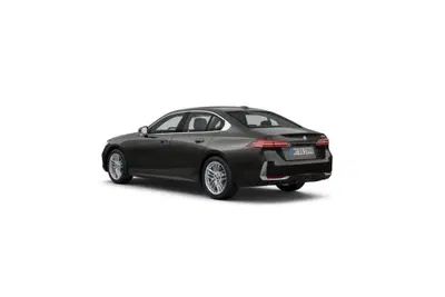 BMW Serie 5 520d 48V xdrive auto nuova a Torino