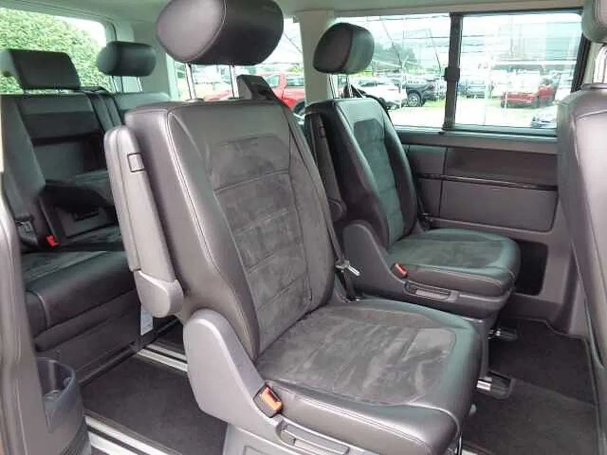 Volkswagen Multivan usata a Treviso (10)