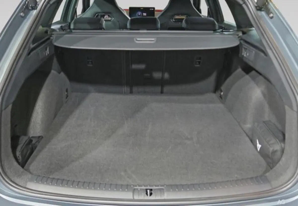 Cupra Leon Station Wagon nuova a Siena (9)