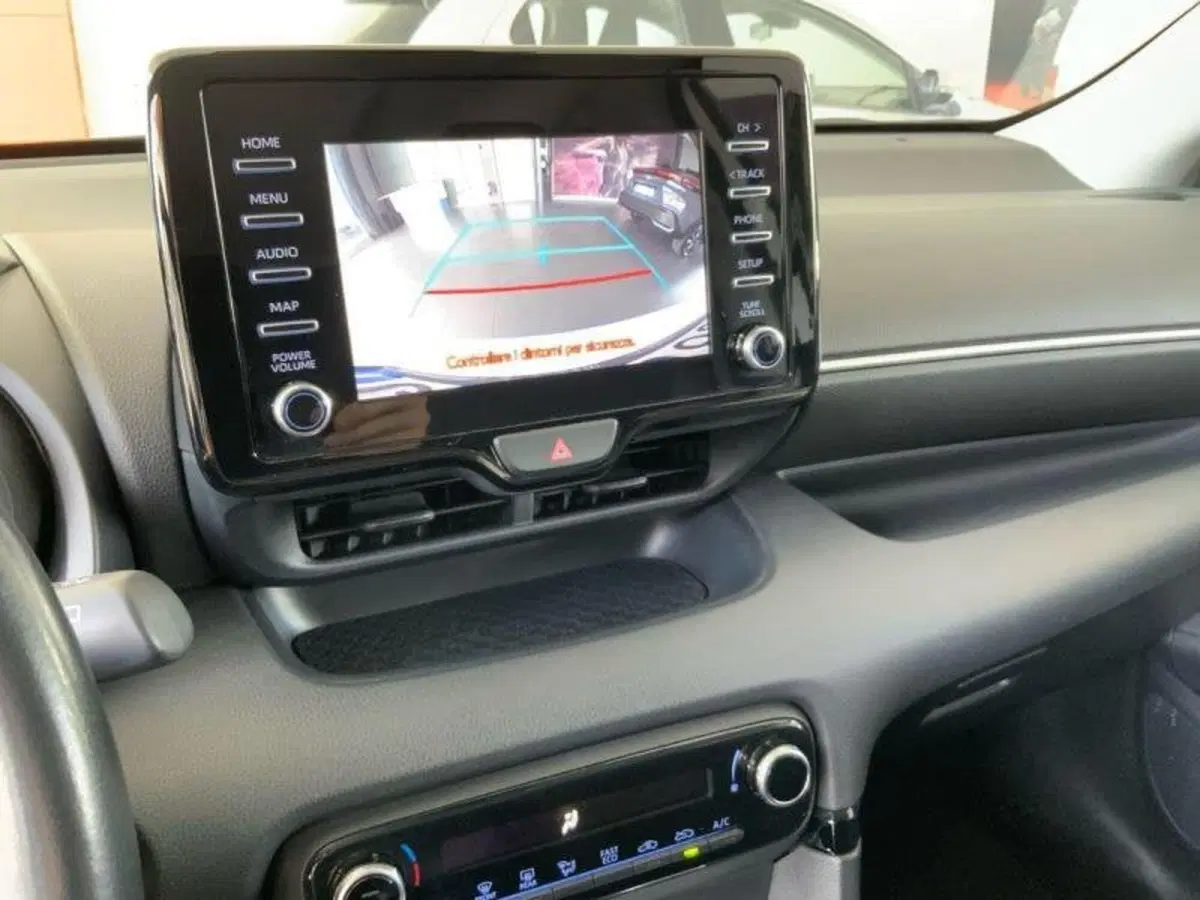 Toyota Yaris usata a Perugia (11)