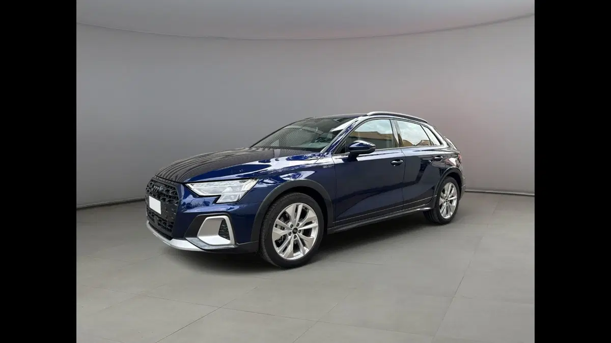 Audi A3 Sedan usata a Palermo (3)