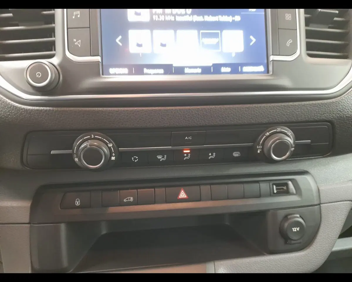 Opel Vivaro Furgone usata a Alessandria (16)