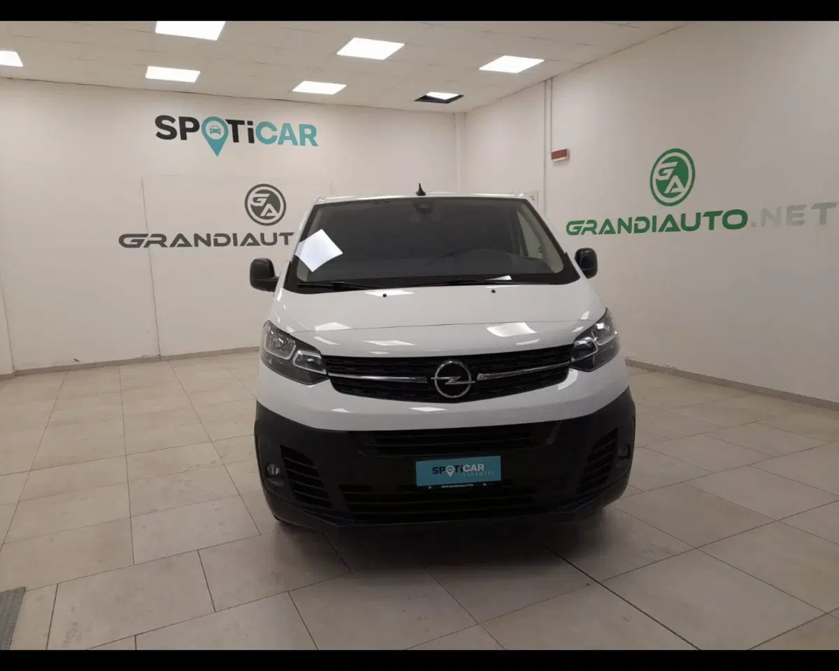 Opel Vivaro Furgone usata a Alessandria (9)