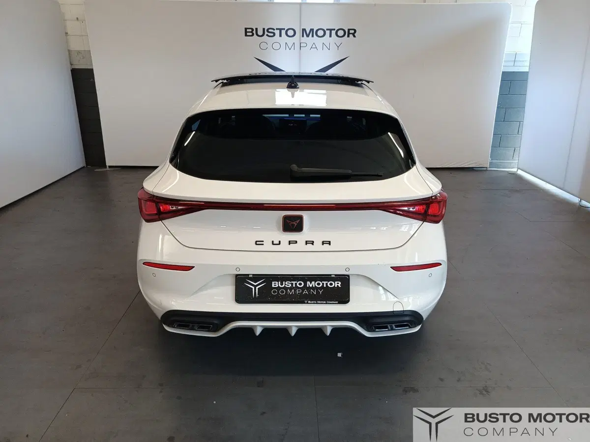 Cupra Leon usata a Varese (5)